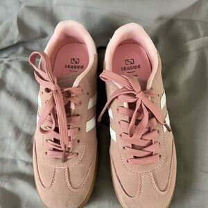 Women's Blush Suede Lace-Up Sneakers